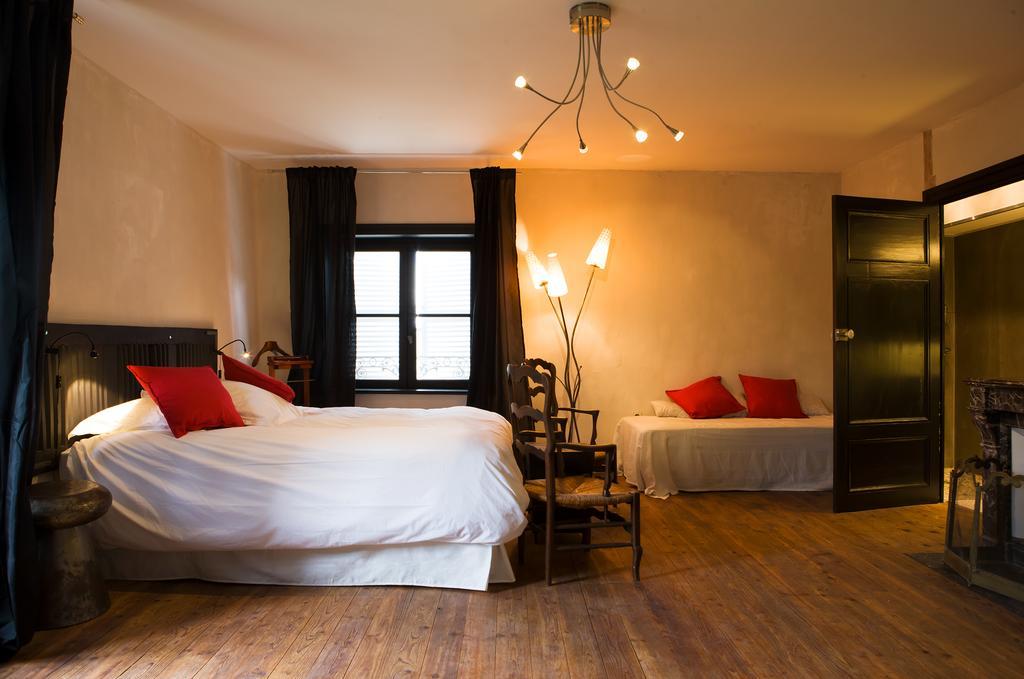 Le Montellier Bed and Breakfast Blacé Δωμάτιο φωτογραφία